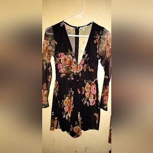 Charlotte Russe floral skort size small